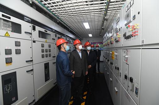 毛偉明董事長(zhǎng)、辛保安總經(jīng)理赴國(guó)網(wǎng)北京電力督導(dǎo)檢查全國(guó)兩會(huì)供電保障工作