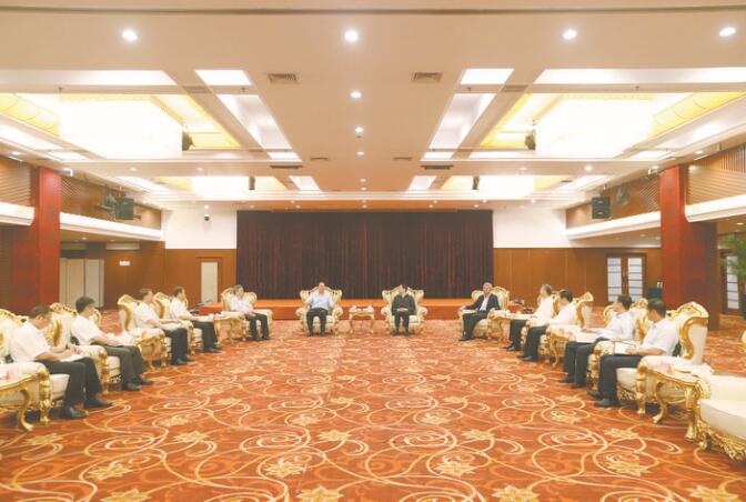 河南省委書記王國(guó)生、省長(zhǎng)尹弘會(huì)見國(guó)家電網(wǎng)董事長(zhǎng)、黨組書記毛偉明