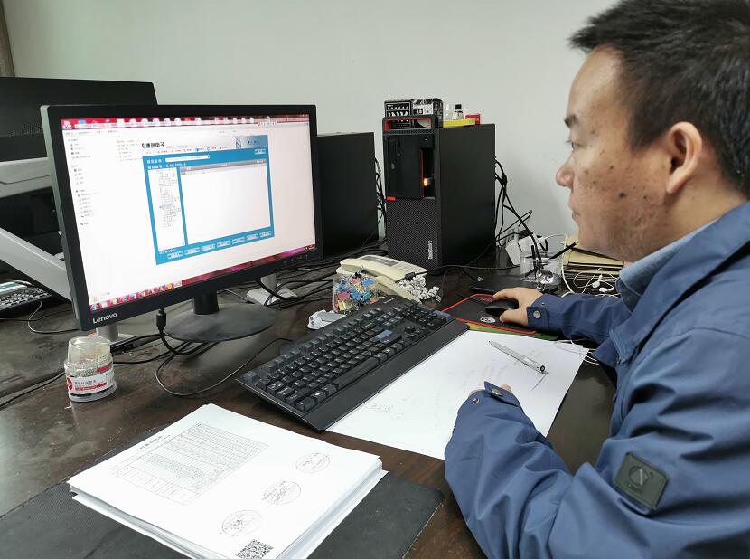 “穿搭”二維碼，浙江慈溪市供電公司工程檔案數字化，讓資料“動”起來