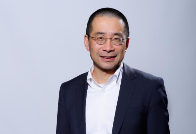 施耐德電氣全球執(zhí)行副總裁、中國區(qū)總裁尹正：提升能源效率助力實(shí)現(xiàn)碳中和