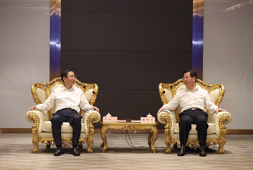 國(guó)家電網(wǎng)董事長(zhǎng)、黨組書記辛保安拜會(huì)河南省委書記樓陽生、省長(zhǎng)王凱