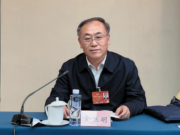 【兩會】國網(wǎng)電動汽車服務有限公司董事長、黨委書記全生明：加快構(gòu)建交通能源融合發(fā)展體系 促進車與電網(wǎng)協(xié)同互動