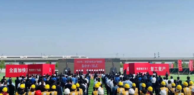 東方日升、晶科、阿特斯同時(shí)擴(kuò)產(chǎn)！