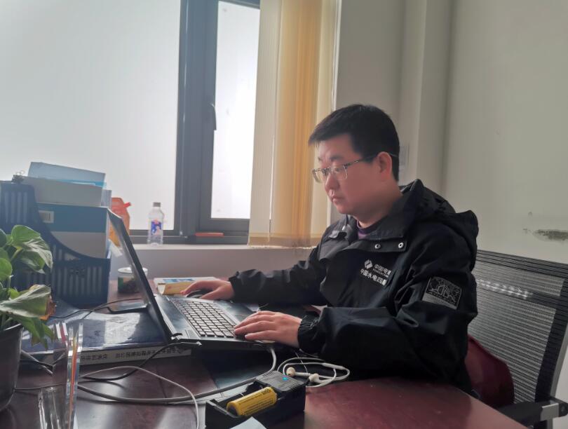 劉凡武：砥礪深耕志未泯，不負(fù)山河不負(fù)卿