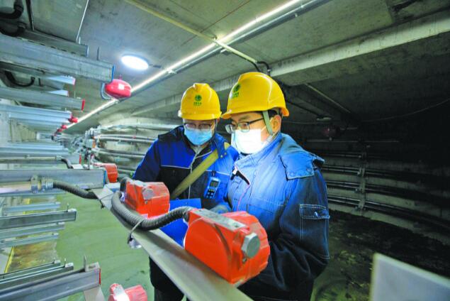 銀川供電公司：“臨近春節(jié)，保障居民安全可靠用電更是頭等大事”