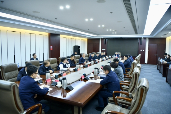 王斌與南昌市委常委、高新區(qū)黨工委書記王萬征會談