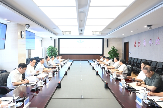 中國電建黨委書記、董事長丁焰章與中國南水北調(diào)集團黨組書記、董事長蔣旭光會談