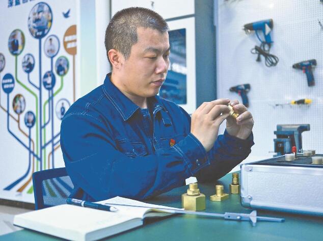 何龍：扎根北疆9年，他找到了自己的位置