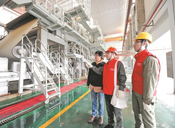 國家電網(wǎng)湖北電力(孝感孝心)共產黨員服務隊：保障用電當排頭 精準服務顯擔當