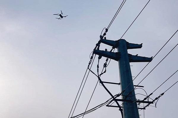 國網泰安供電公司開展無人機飛巡測溫，助力冬季供電安全