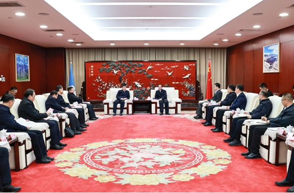 江毅會見內蒙古自治區(qū)黨委常委、常務副主席黃志強