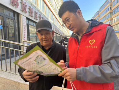 烏蘭察布供電公司負荷管理服務中心開展“寒冬將至送溫暖，優(yōu)質服務進社區(qū)”青年志愿服務活動
