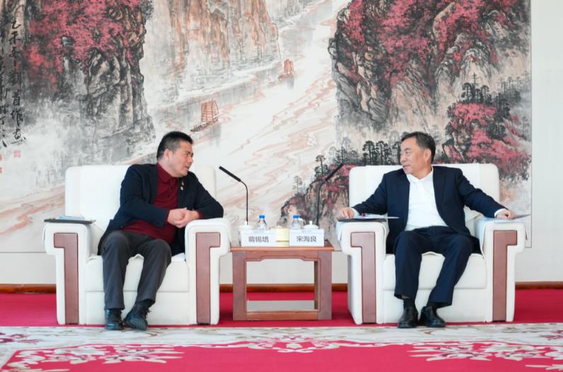 宋海良與“三新”聯(lián)盟成員遠東控股集團創(chuàng)始人、董事局主席蔣錫培會談