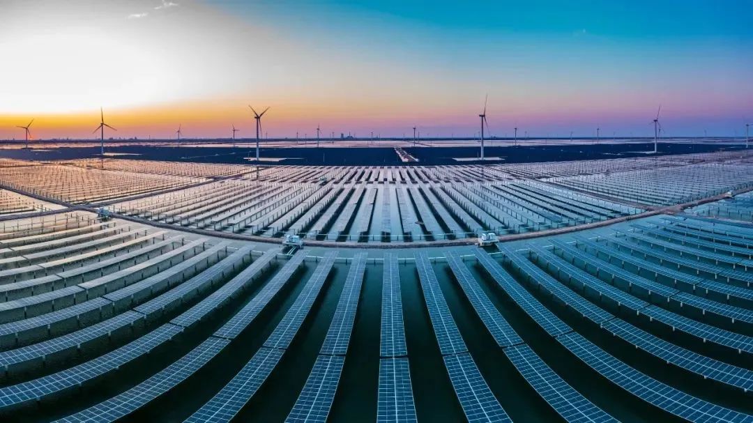 突破3億千瓦時(shí)，?；瘓F(tuán)一期300MW光伏發(fā)電項(xiàng)目實(shí)現(xiàn)年度目標(biāo)