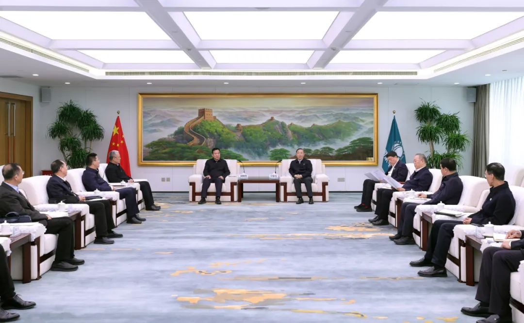 國(guó)家電網(wǎng)辛保安、張智剛與國(guó)家電投劉明勝、栗寶卿會(huì)談