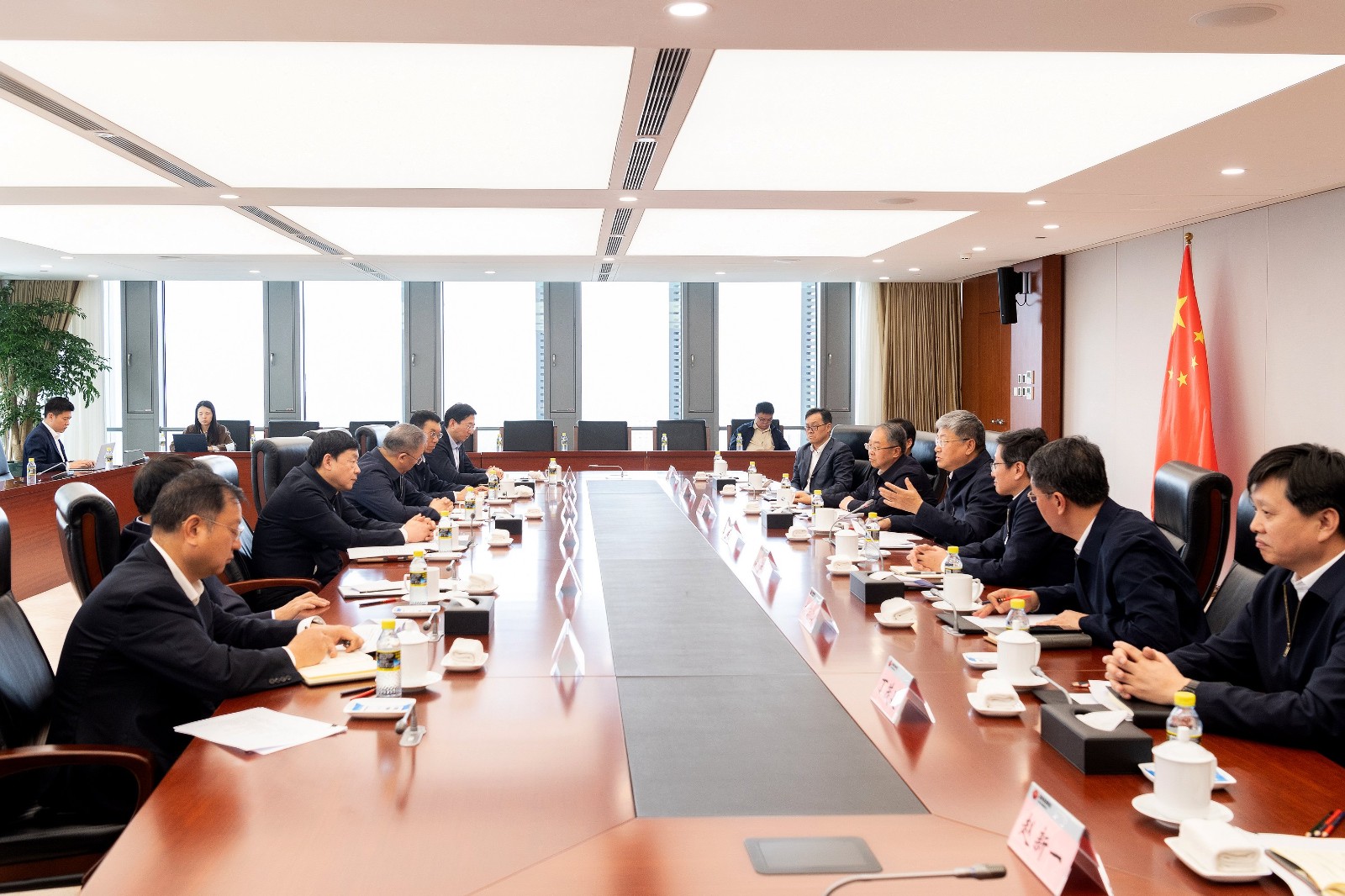 國家能源集團劉國躍、余兵會見國家電網黨組書記、董事長張智剛