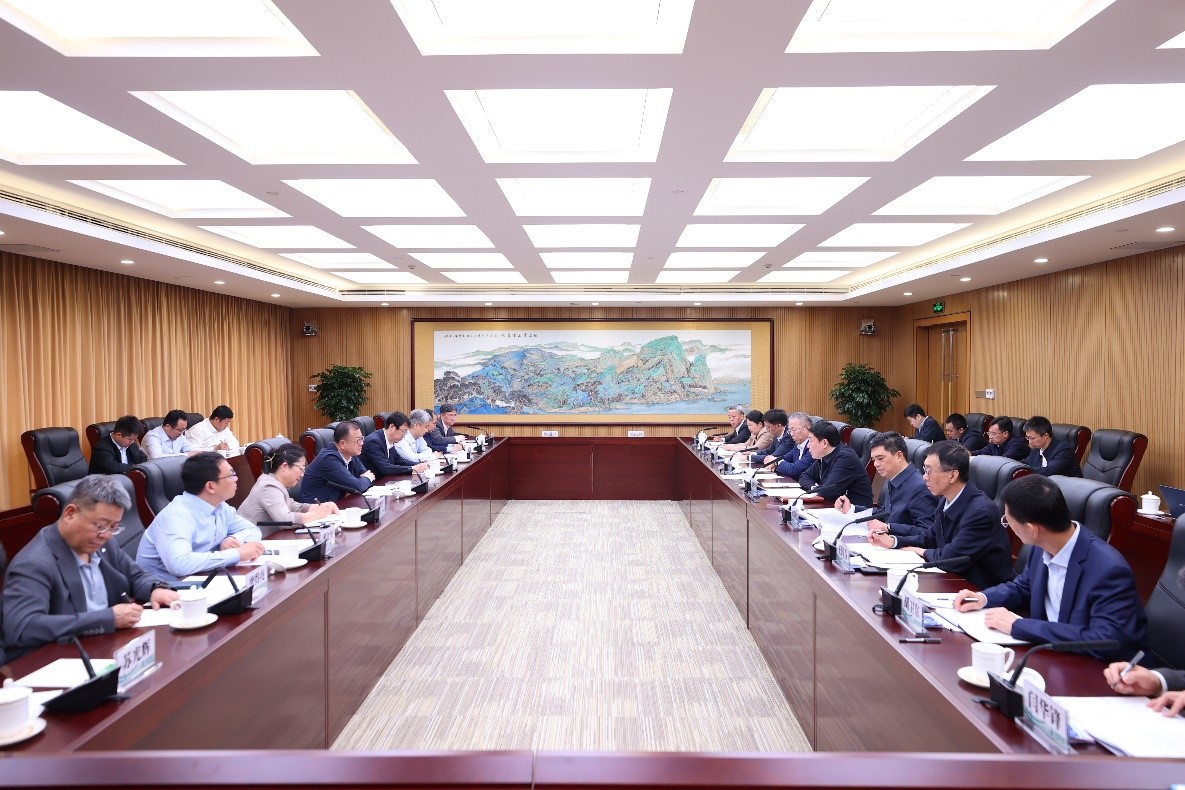 西安交通大學黨委書記盧建軍、校長張立群赴國家電網座談交流