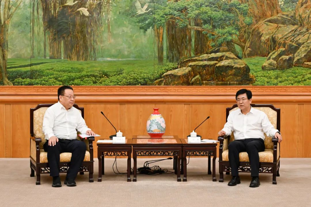 中核集團總經(jīng)理、黨組副書記申彥鋒拜會福建省委副書記、省長趙龍