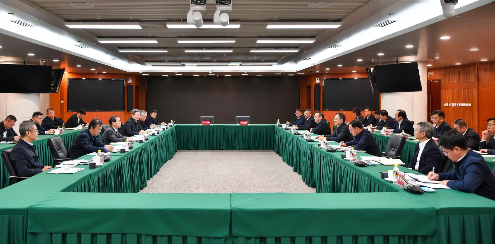 北京市委副書記、市長(zhǎng)殷勇走訪調(diào)研中國(guó)大唐總部