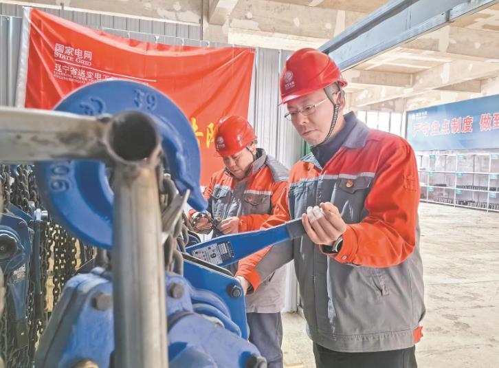 李俊鵬：走南闖北建電網，施工細節(jié)見真章