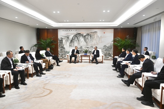 中國電建黨委副書記、總經(jīng)理王斌與中國機電商會黨委書記、會長張鈺晶舉行會談