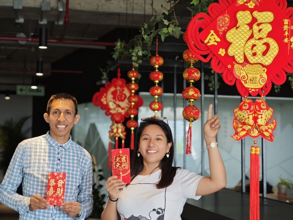 【新春走基層】濃濃年味暖人心，海外職工共迎春