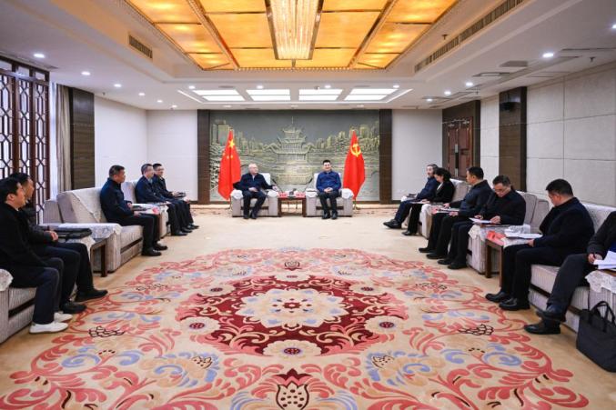 貴陽市領(lǐng)導(dǎo)會見中國節(jié)能環(huán)保集團有限公司黨委常委、總會計師朱慶鋒一行