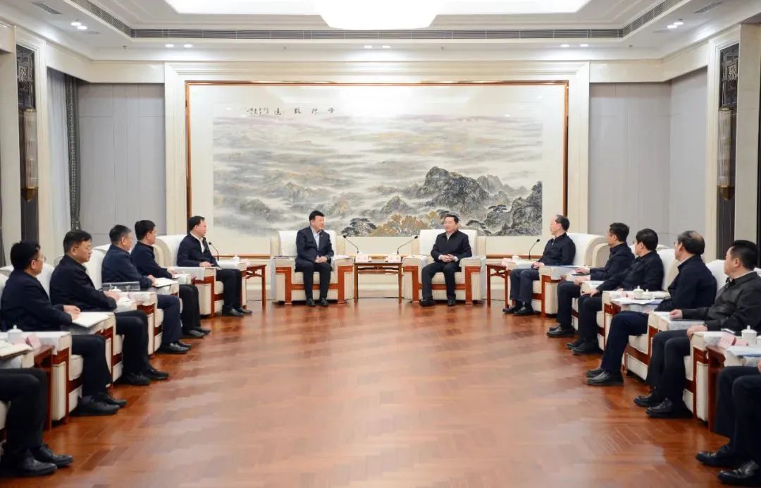 大唐集團(tuán)黨組書記呂軍、總經(jīng)理張傳江拜會(huì)遼寧省委書記郝鵬、省長(zhǎng)李樂成