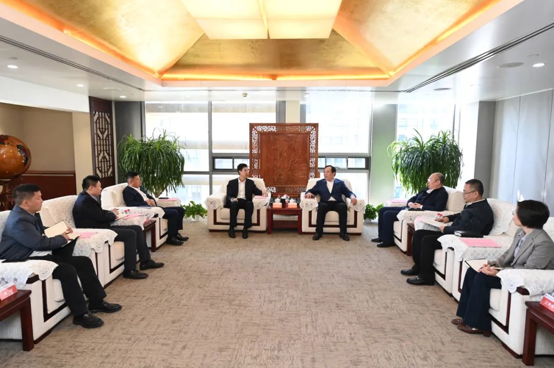 大唐國際黨委書記、董事長李凱會見中建五局黨委書記、董事長田衛(wèi)國