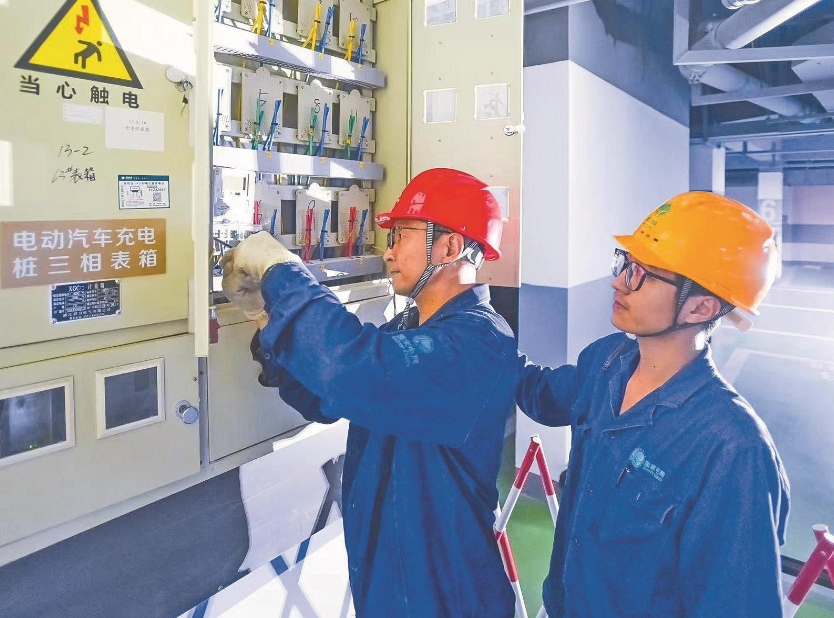 于洪波：讓配電網(wǎng)線路“零閃?！? /></a></div>
				<div   id=